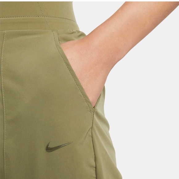 Nike Dri fit Bliss Luxe Training Pants CU4611-222 Women’s Size M Medium Green - Picture 3 of 12